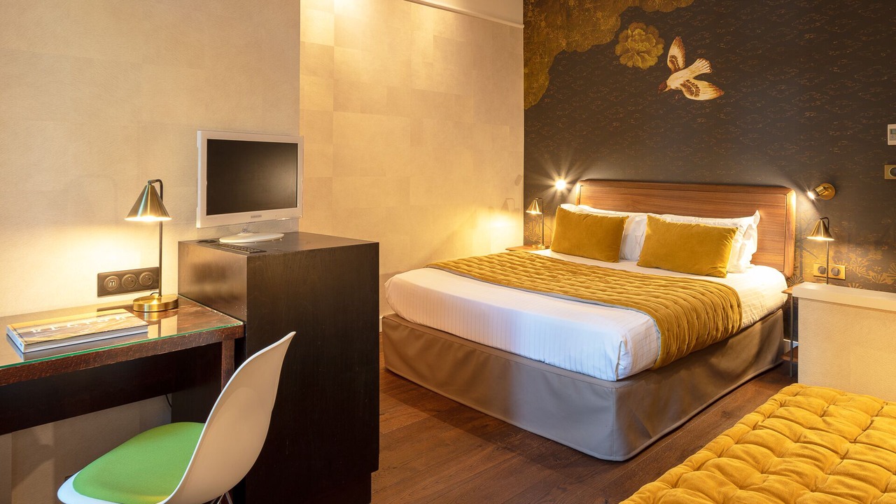 Photo of Bedroom in Les Arceaux