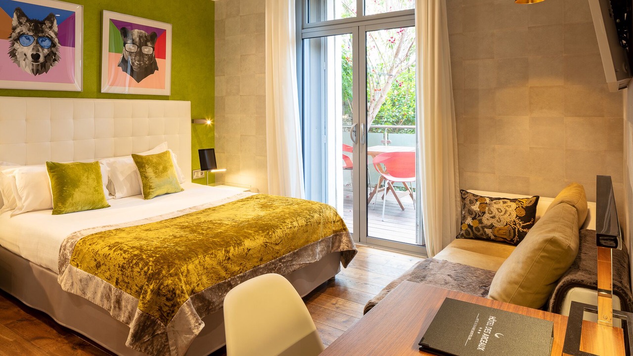 Photo of Bedroom in Les Arceaux