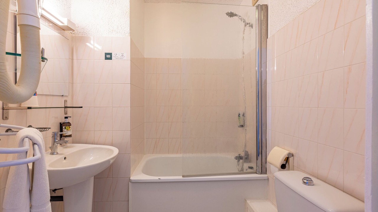Photo of Bathroom in Saint-Gilles