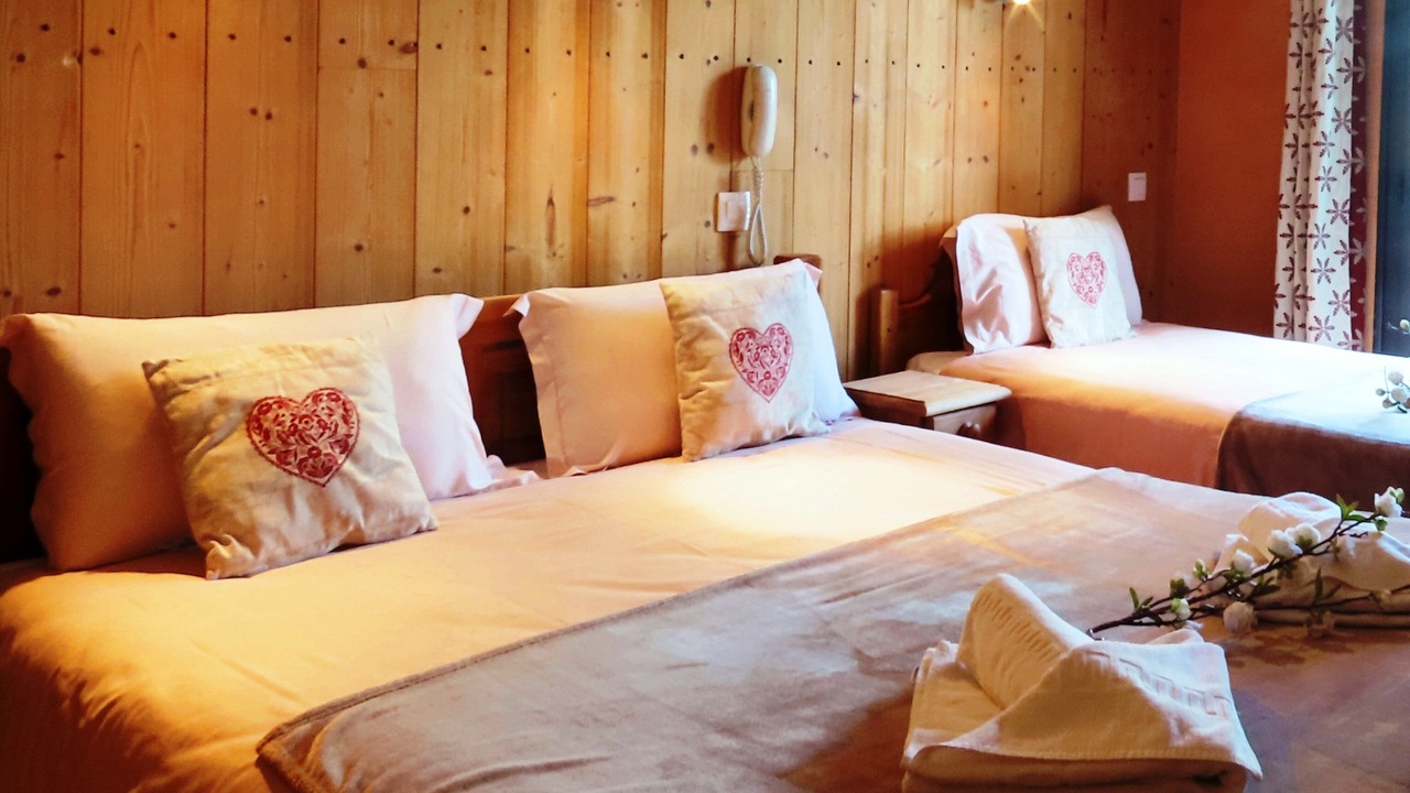 Photo of Bedroom in Venosc