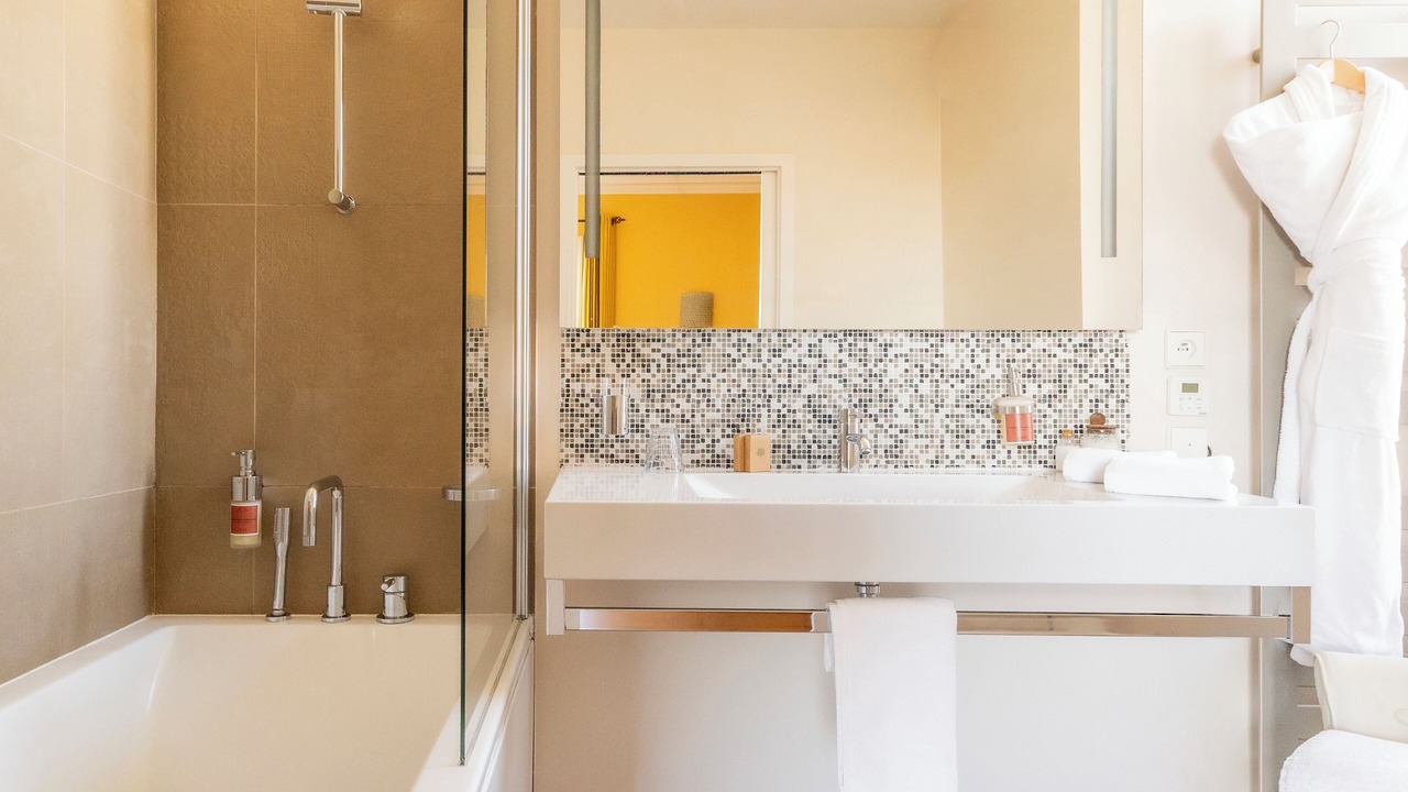 Photo of Bedroom in Biarritz City Centre