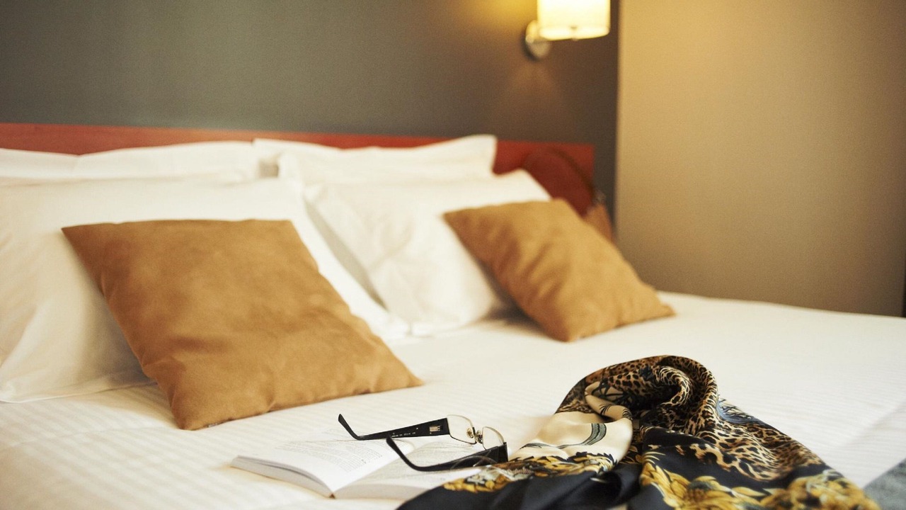 Photo of Bedroom in Saint-Lambert-des-Levees