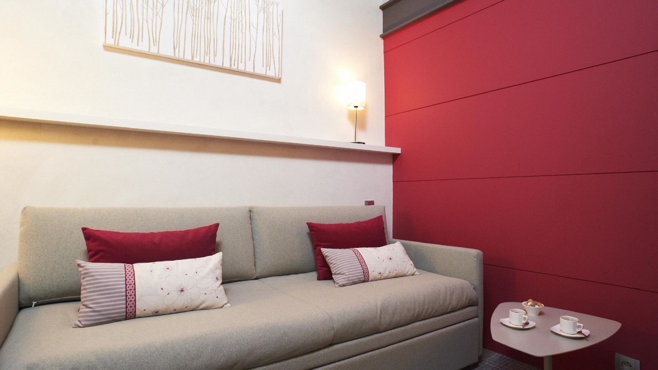 Photo of Bedroom in Saint-Lambert-des-Levees