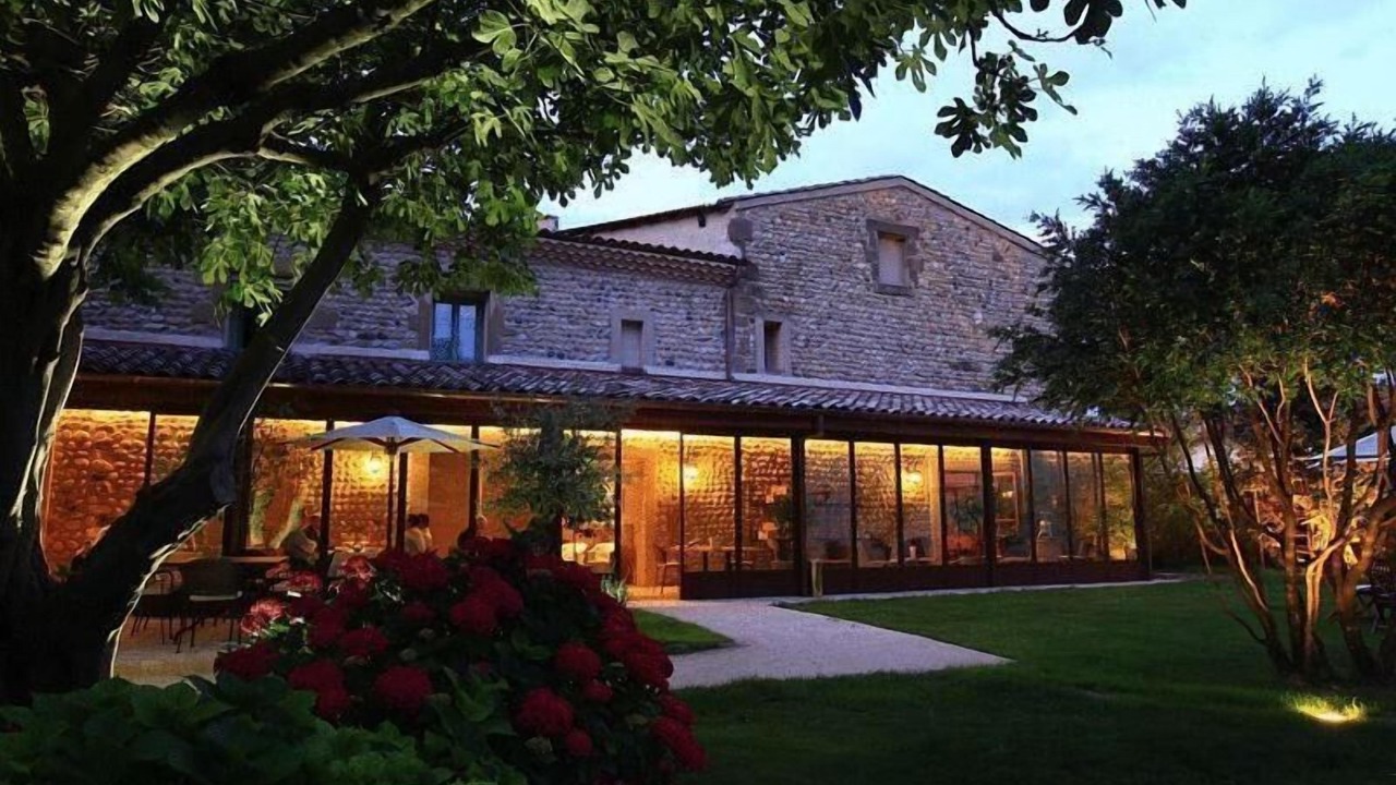 Photo of Buildings in Pont-de-l'Isere