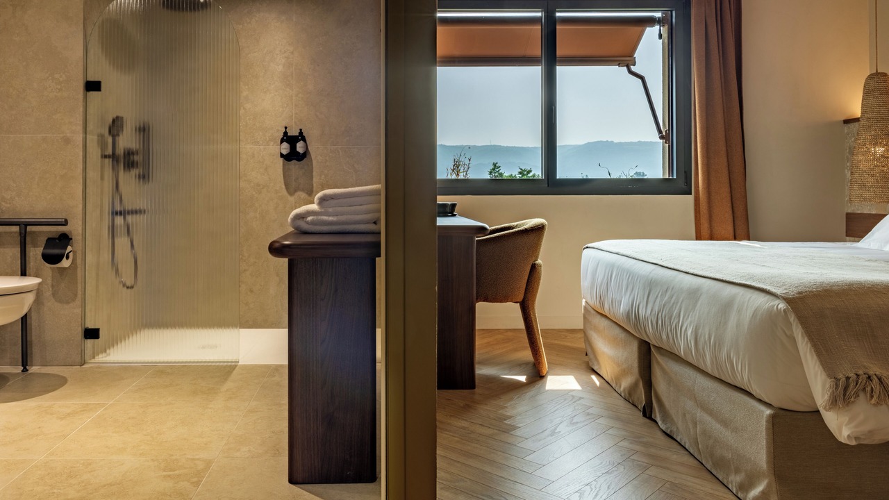 Photo of Bedroom in Pont-de-l'Isere