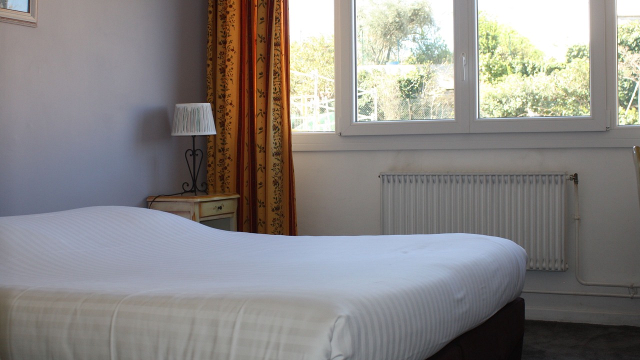 Photo of Bedroom in Salon-de-Provence