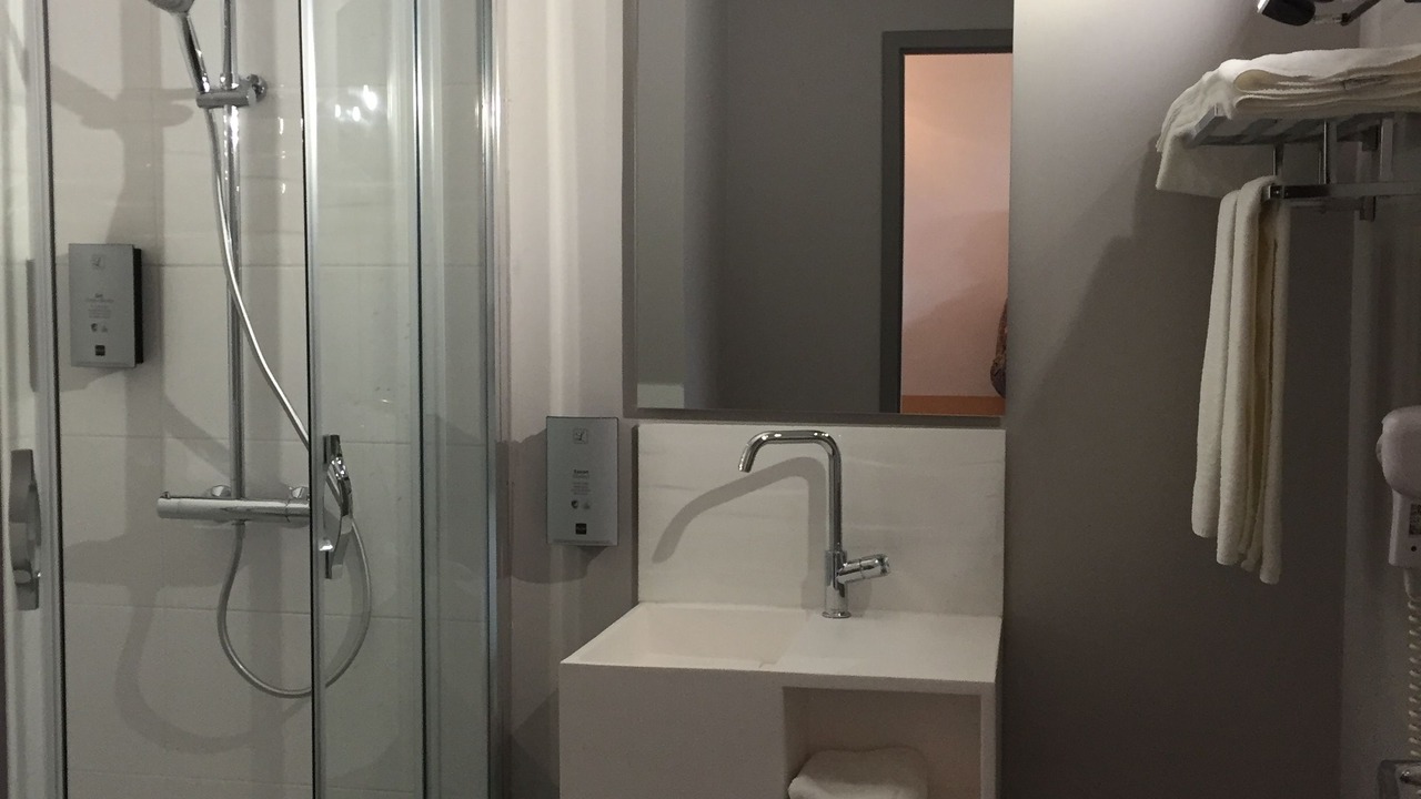 Photo of Bathroom in Salon-de-Provence