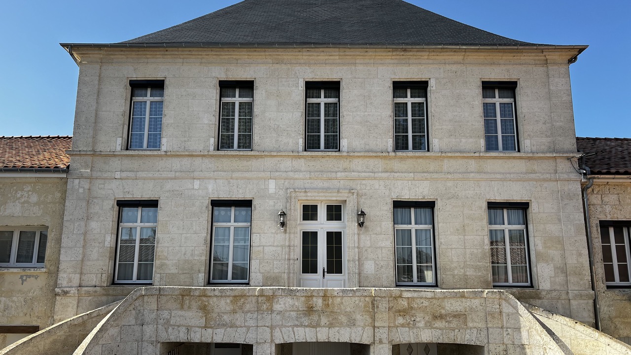 Photo of Outdoor in Roullet-Saint-Estephe