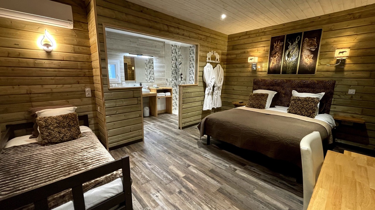 Photo of Bedroom in Roullet-Saint-Estephe