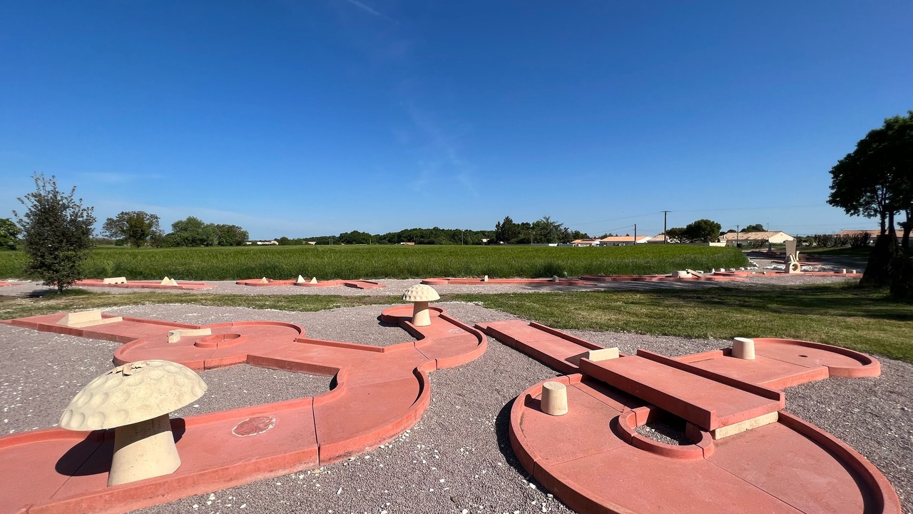 Photo of Outdoor in Roullet-Saint-Estephe