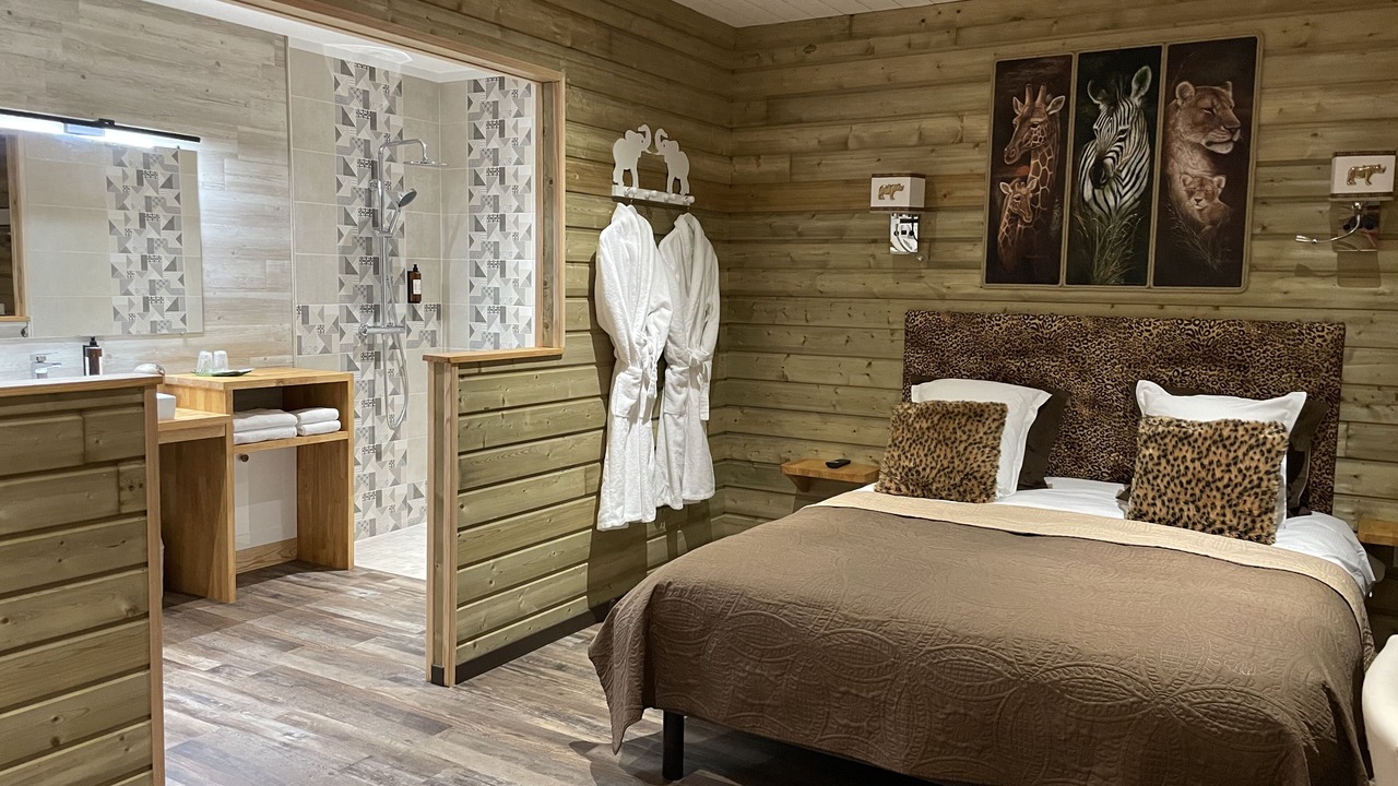 Photo of Bedroom in Roullet-Saint-Estephe