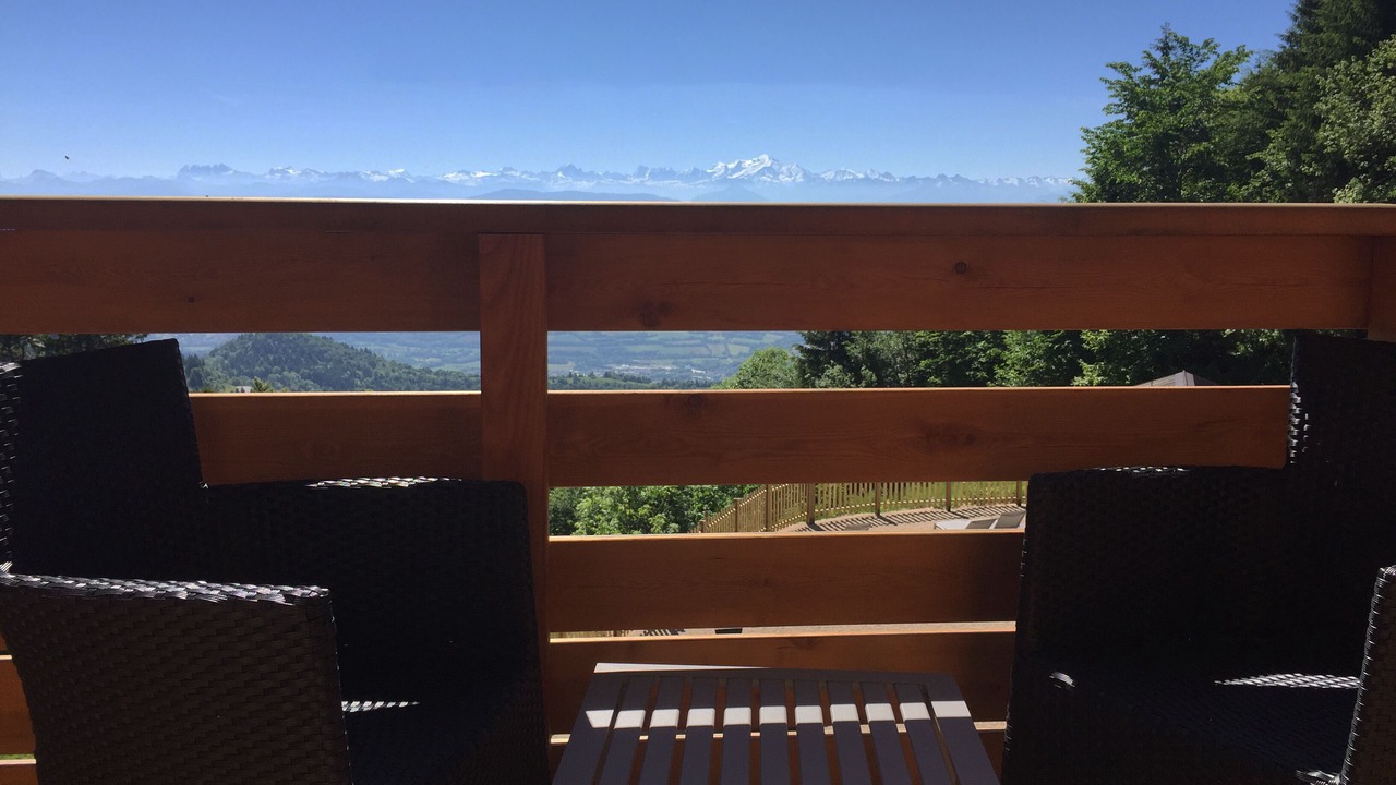 Photo of Patio Balcony in Mijoux