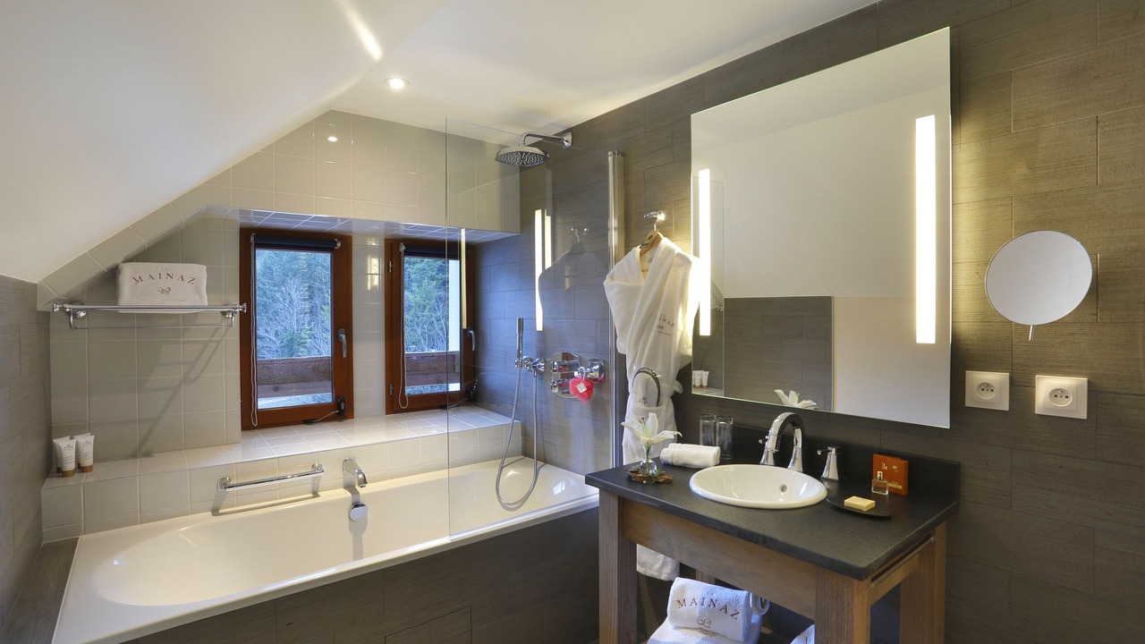 Photo of Others in Mijoux