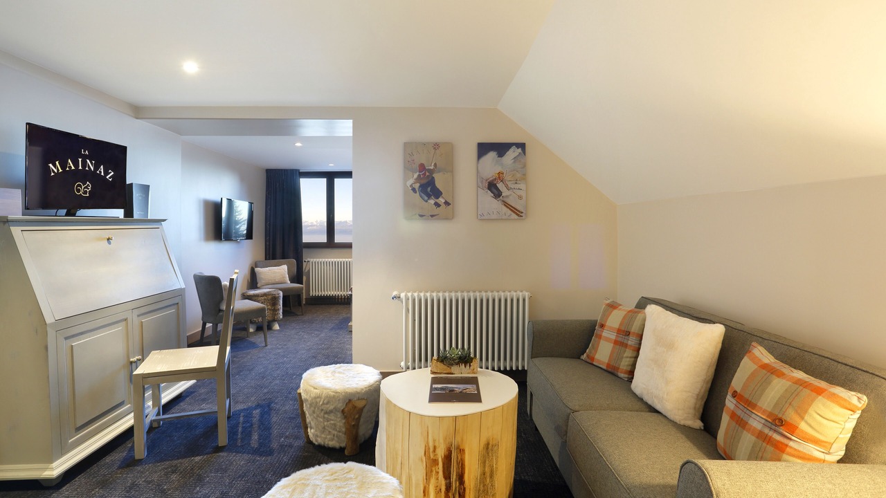 Photo of Others in Mijoux