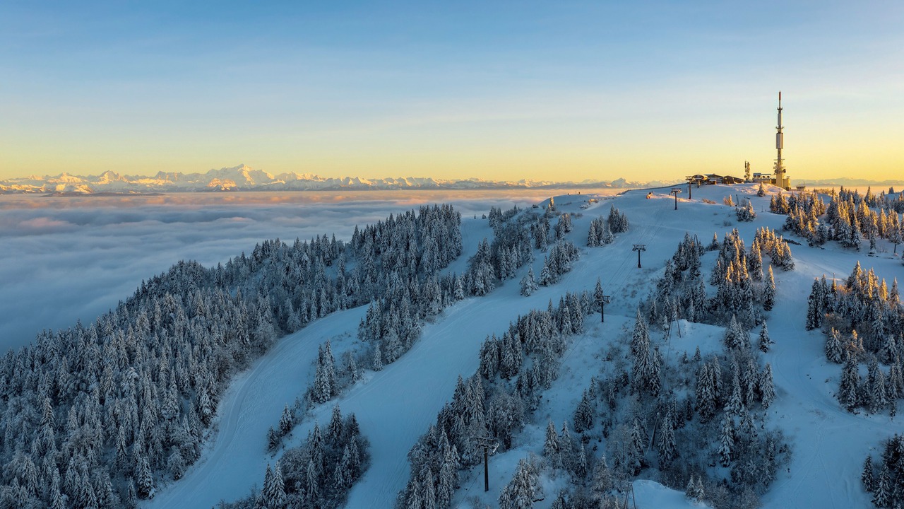 Photo of Others in Mijoux