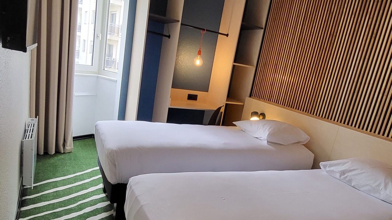 Photo of Bedroom in Joinville-le-Pont