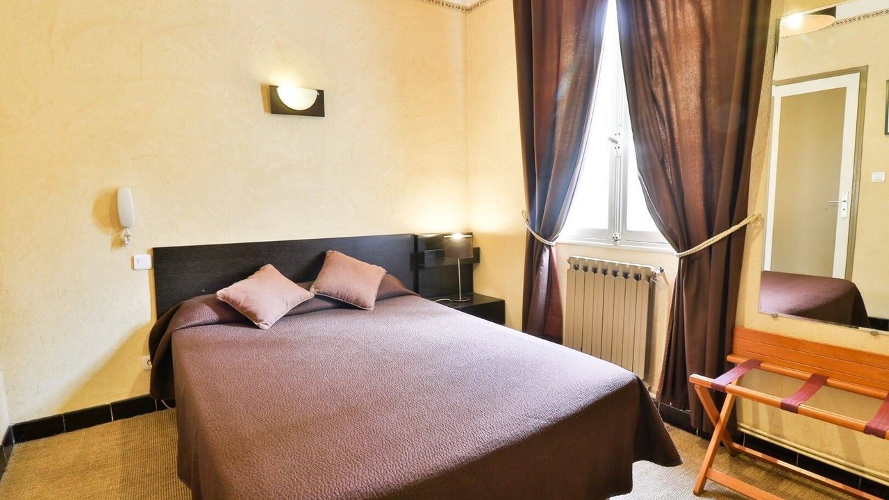 Photo of Bedroom in Toulon