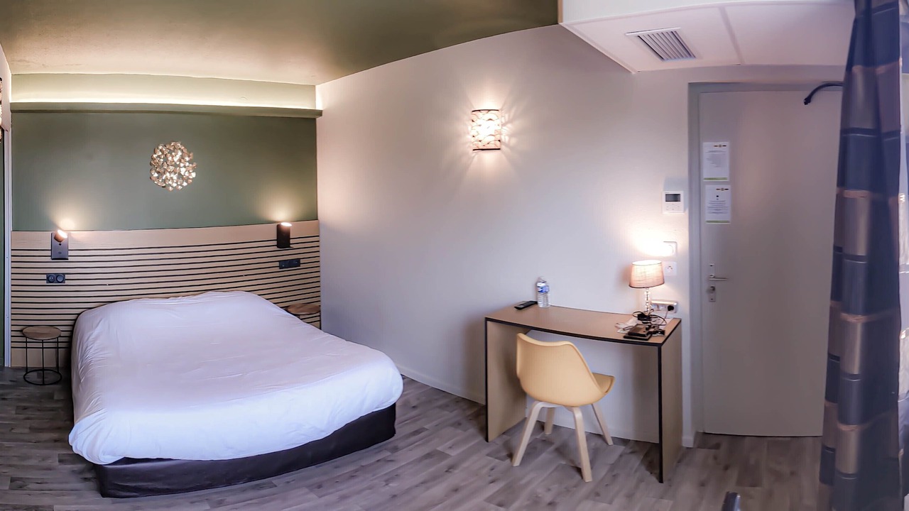 Photo of Others in Lux