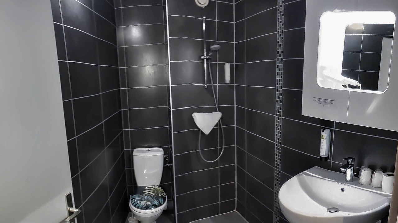 Photo of Bathroom in Lux