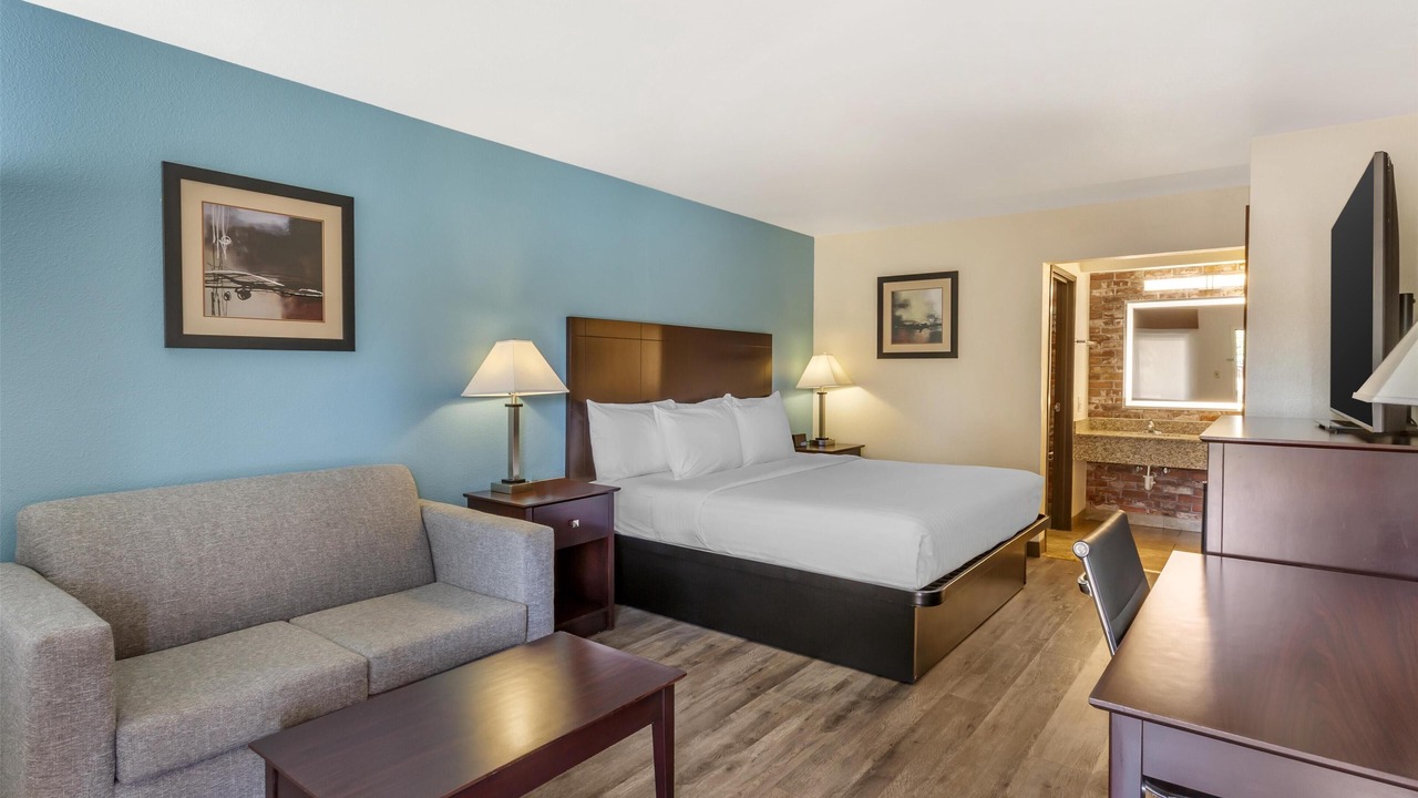 Photo of Bedroom in Globe