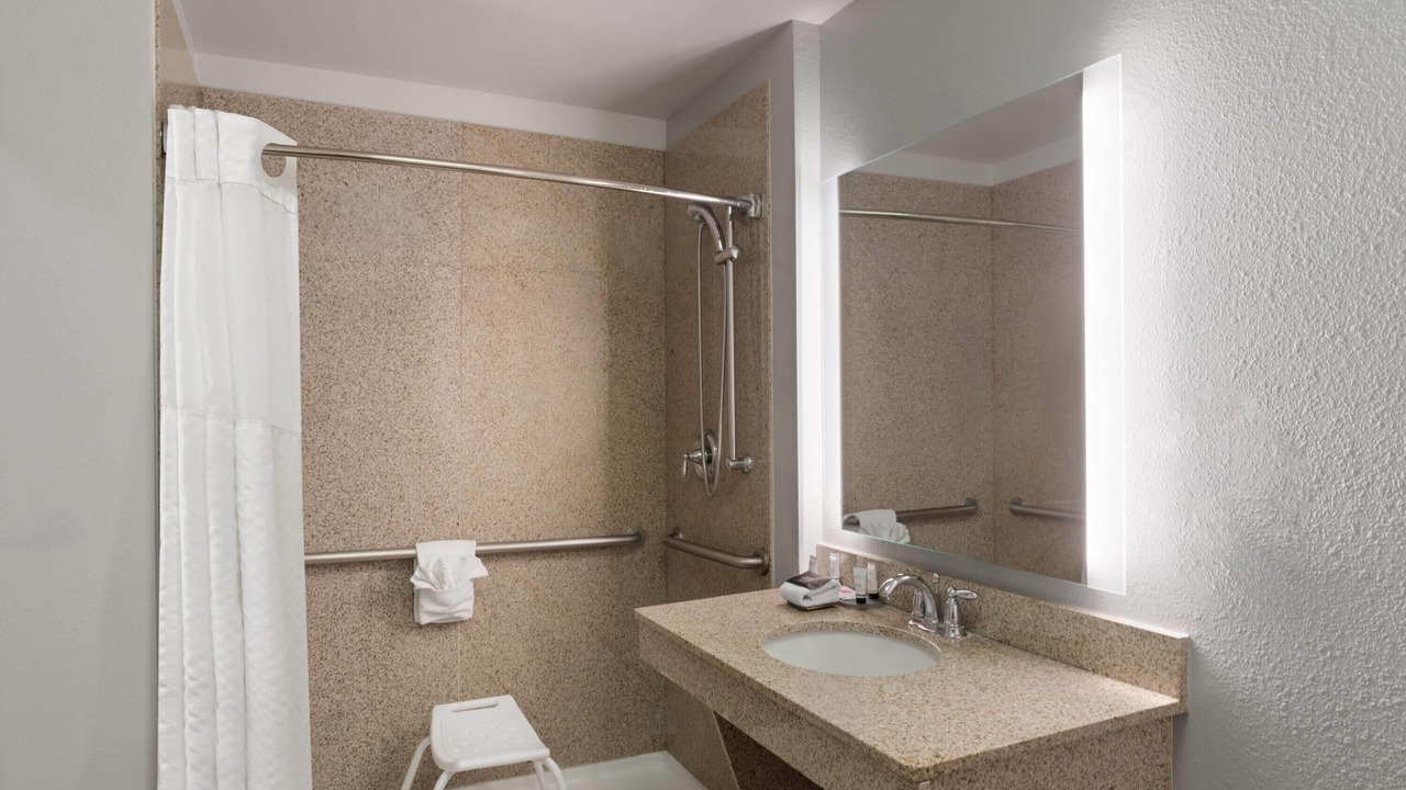 Photo of Bathroom in Tucumcari