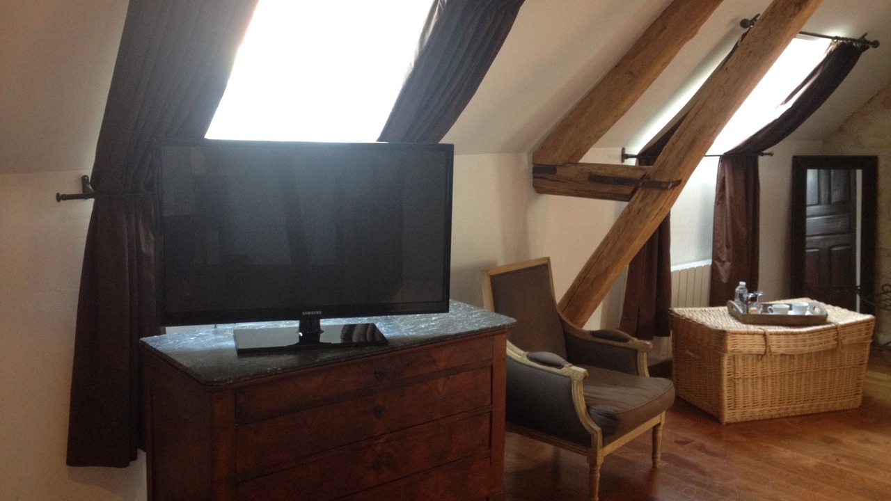 Photo of Bedroom in Chamant