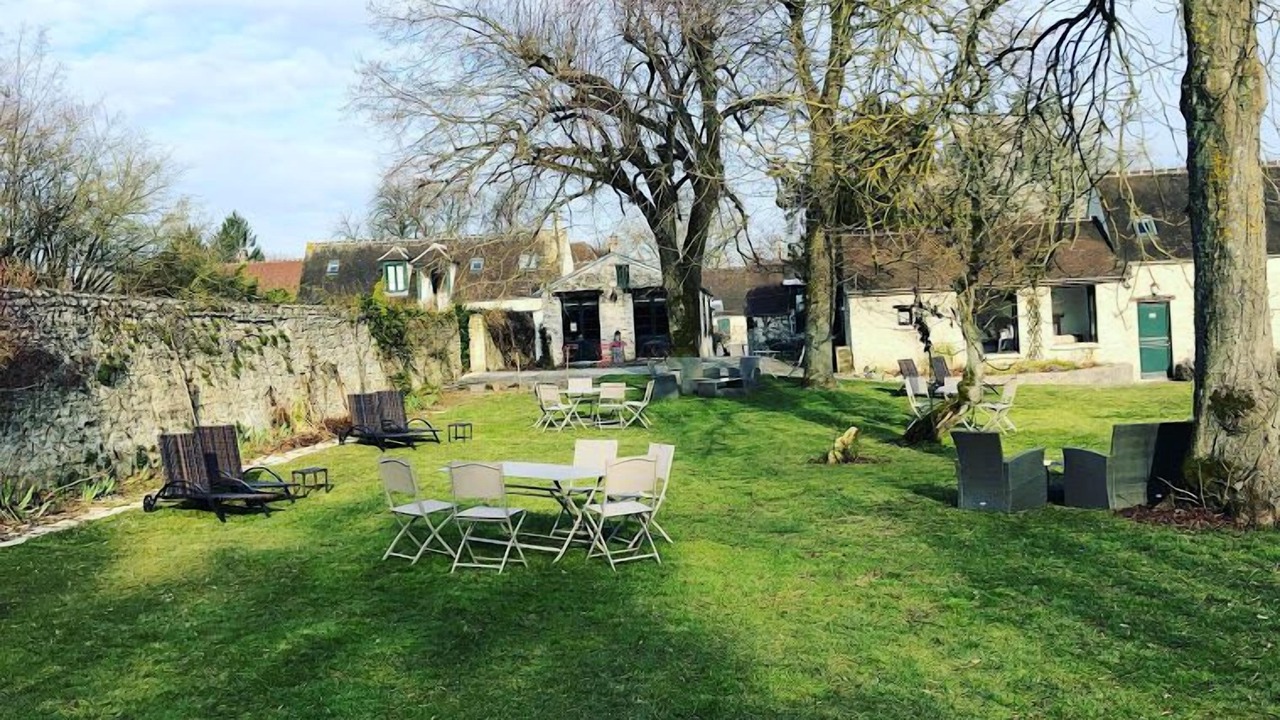 Photo of Outdoor in Chamant