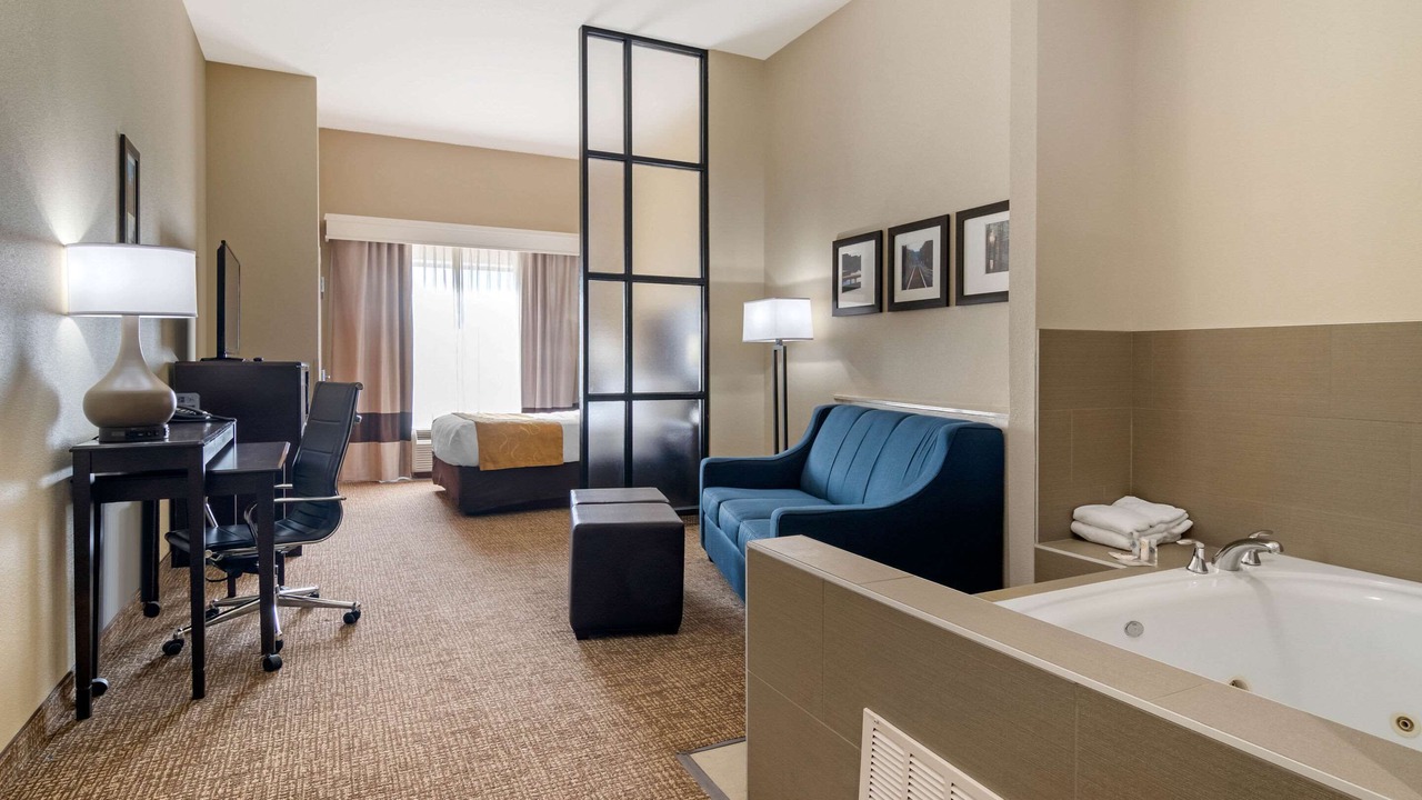 Photo of Others in Byron