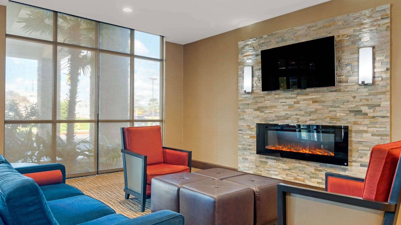 Photo of Others in Byron