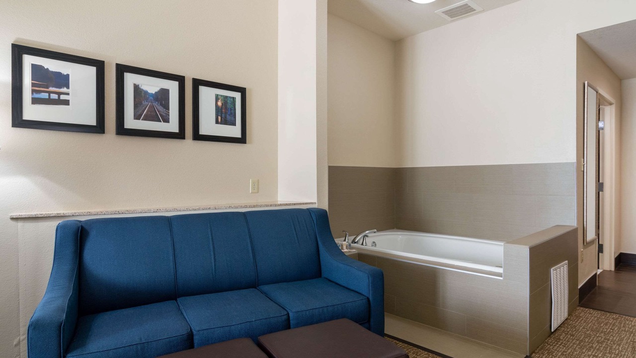 Photo of Others in Byron