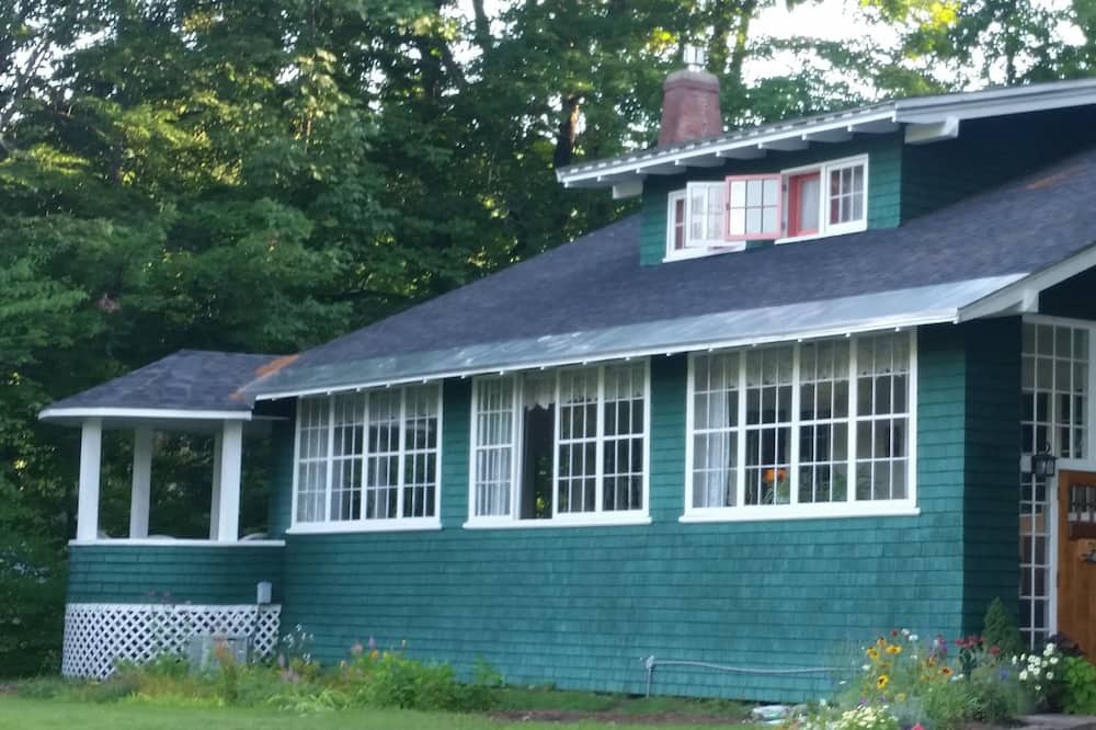 Photo of Outdoor in North Woodstock