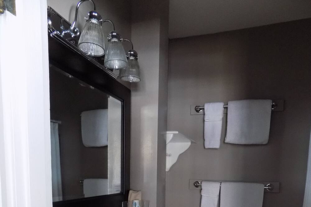 Photo of Bathroom in North Woodstock