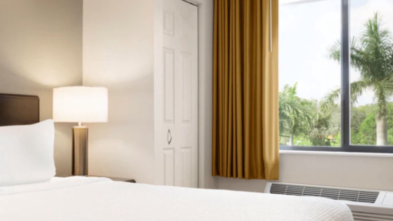Photo of Bedroom in Villages of Palm Beach Lakes