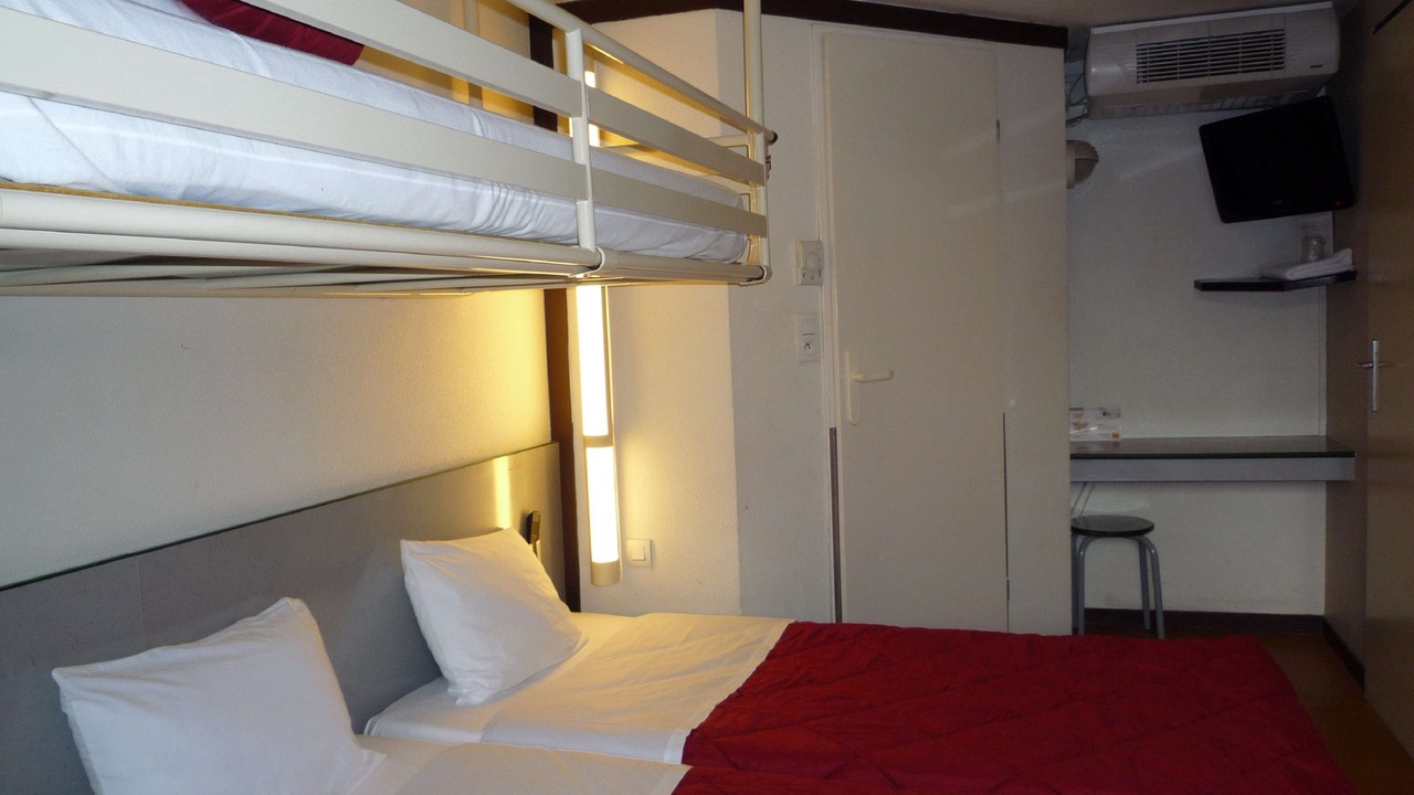 Photo of Bedroom in Valence