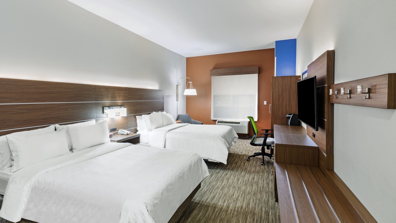 Photo of Bedroom in Pryor