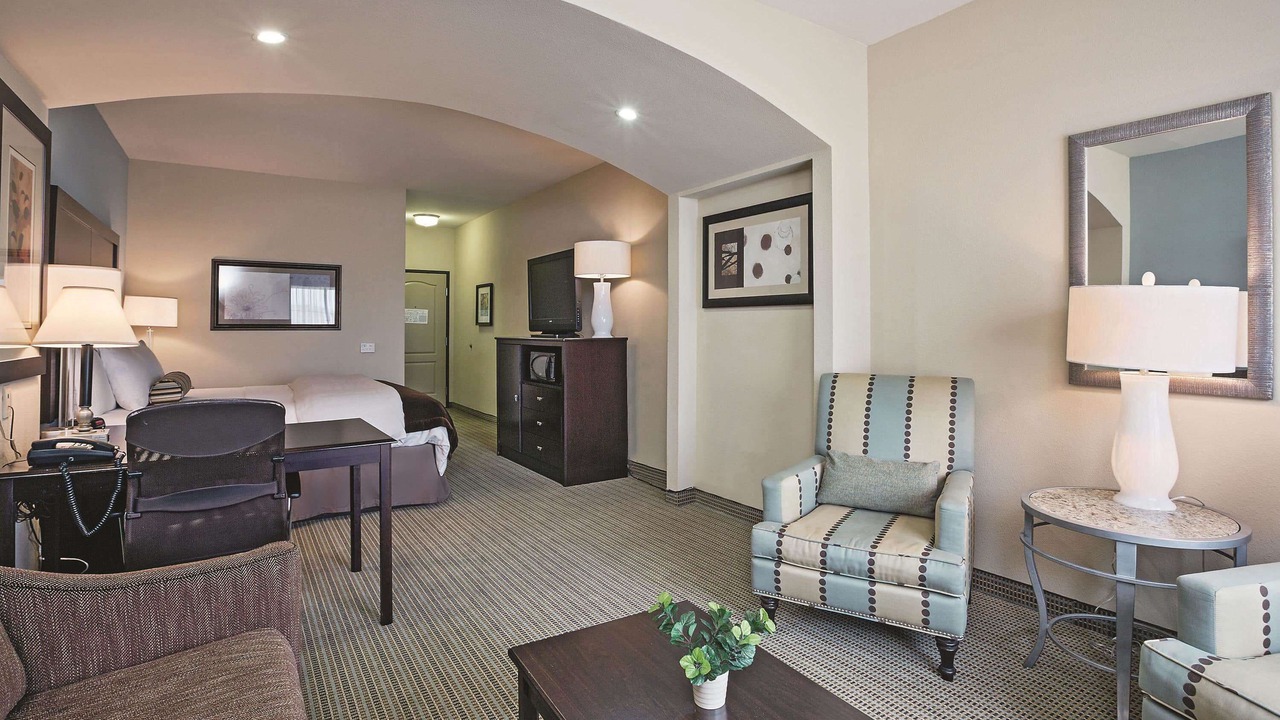 Photo of Bedroom in Euless