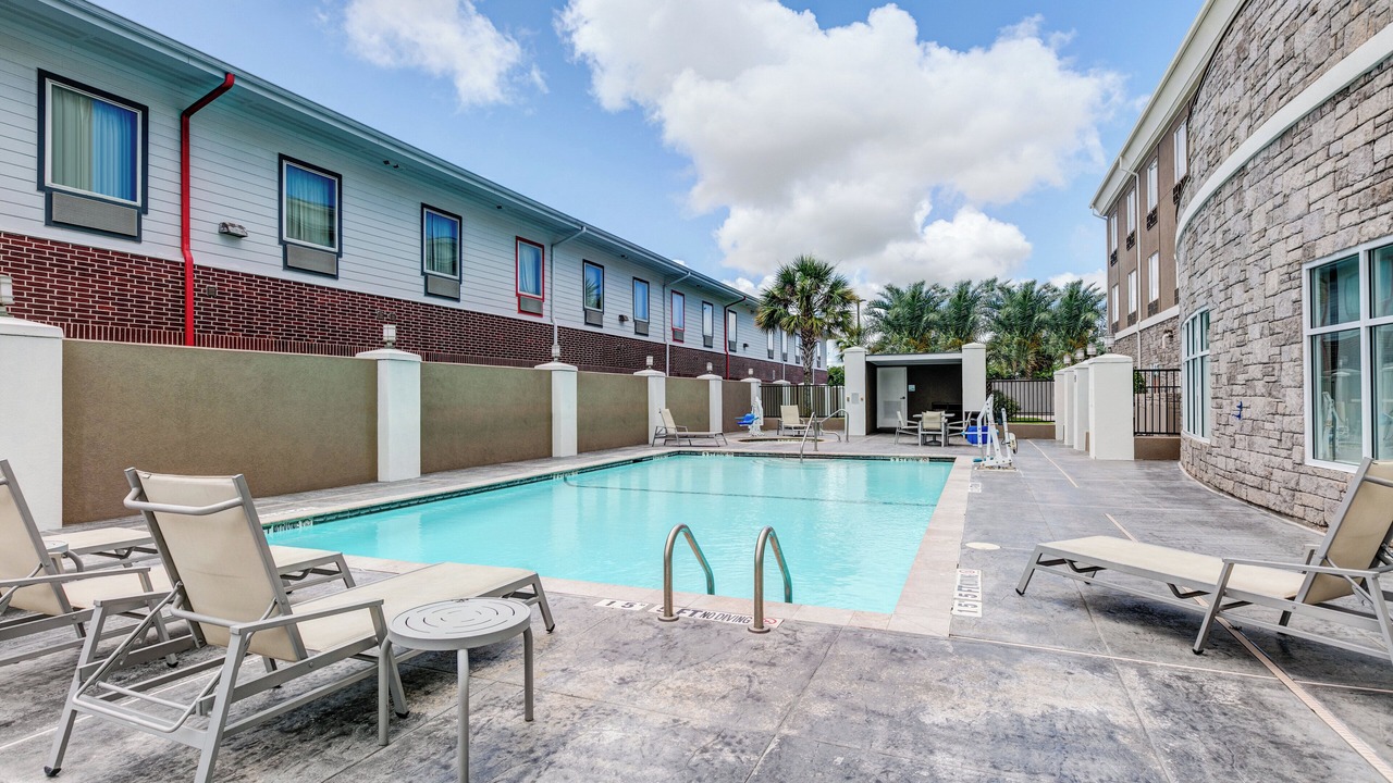 Photo of Outdoor in Clute