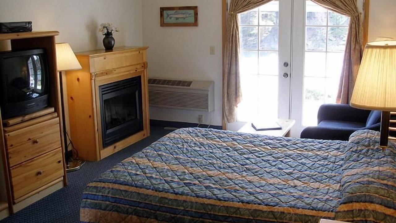 Photo of Others in Shady Cove