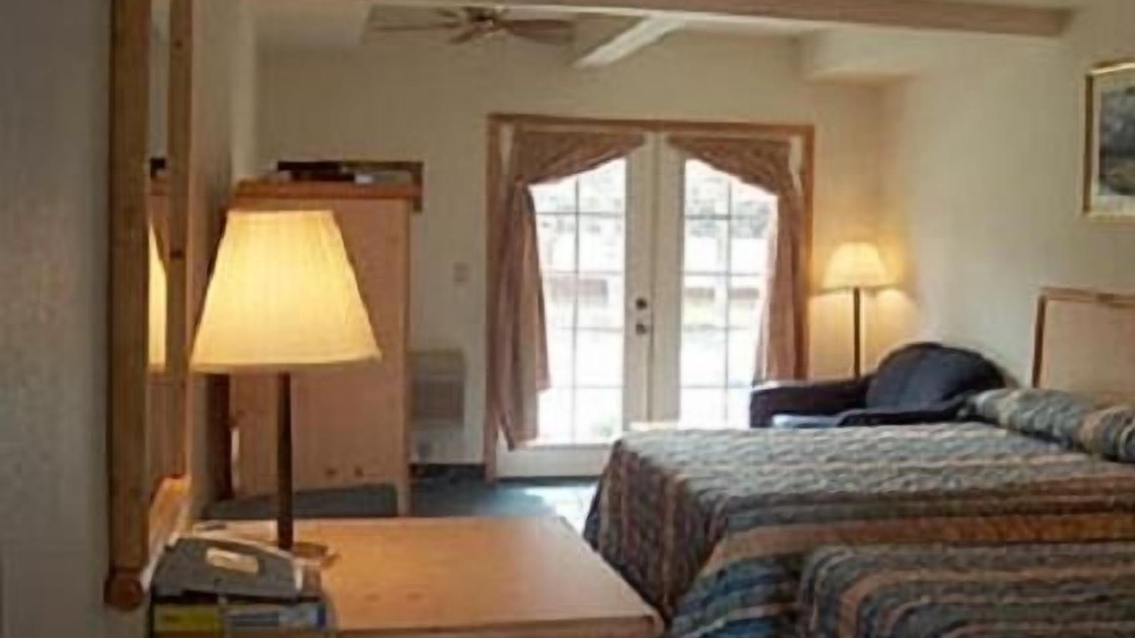 Photo of Others in Shady Cove