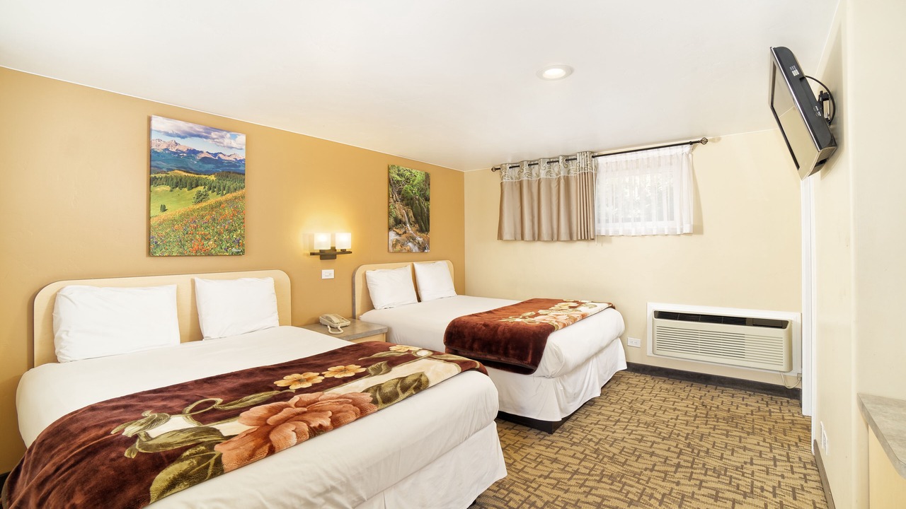 Photo of Bedroom in Glenwood Springs
