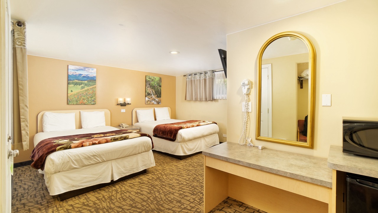Photo of Bedroom in Glenwood Springs