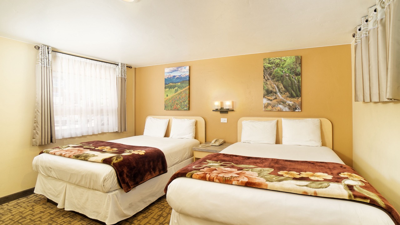Photo of Bedroom in Glenwood Springs