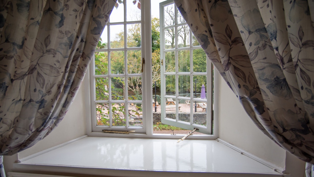 Photo of Others in Tuckenhay