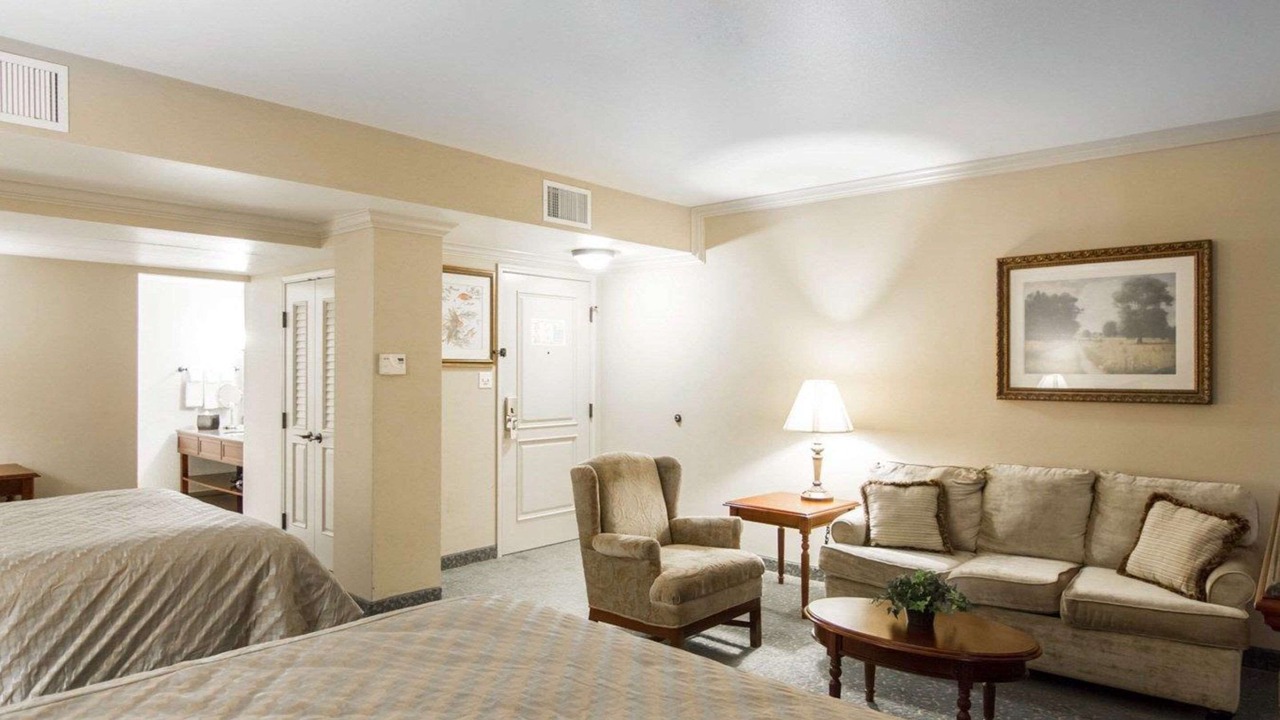 Photo of Bedroom in Cleburne