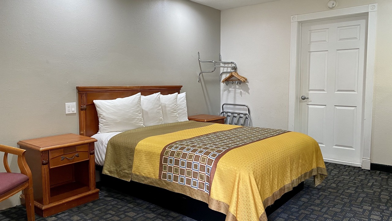 Photo of Bedroom in Inner Richmond