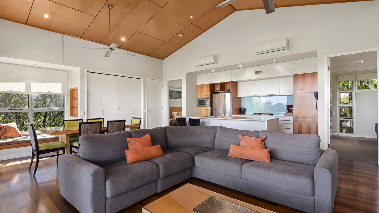 Photo of Livingroom in O'reilly