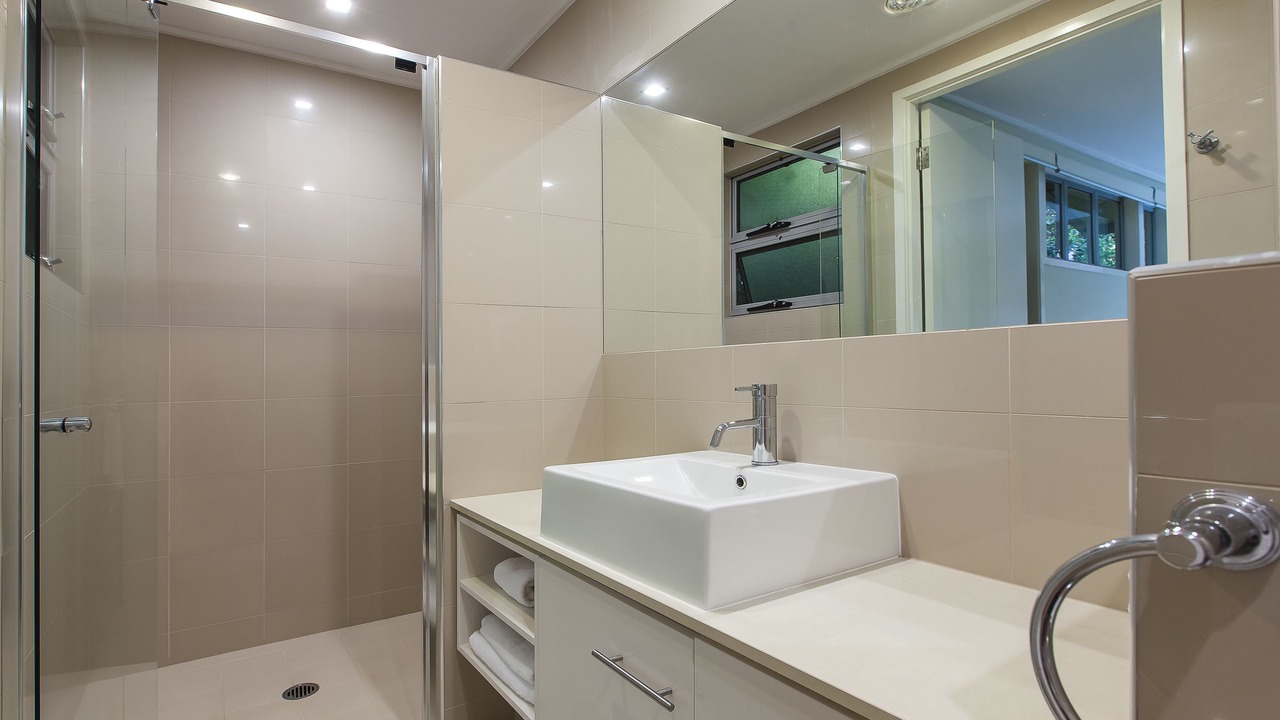 Photo of Others in O'reilly