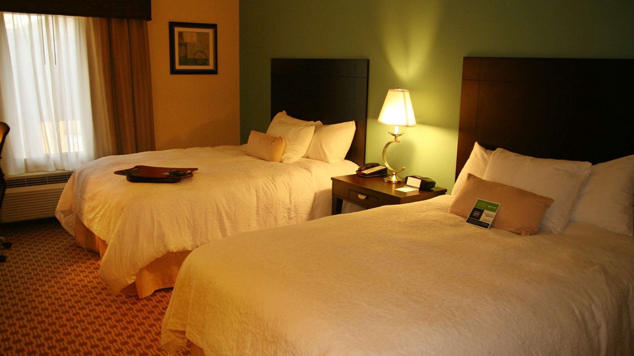 Photo of Bedroom in Orange