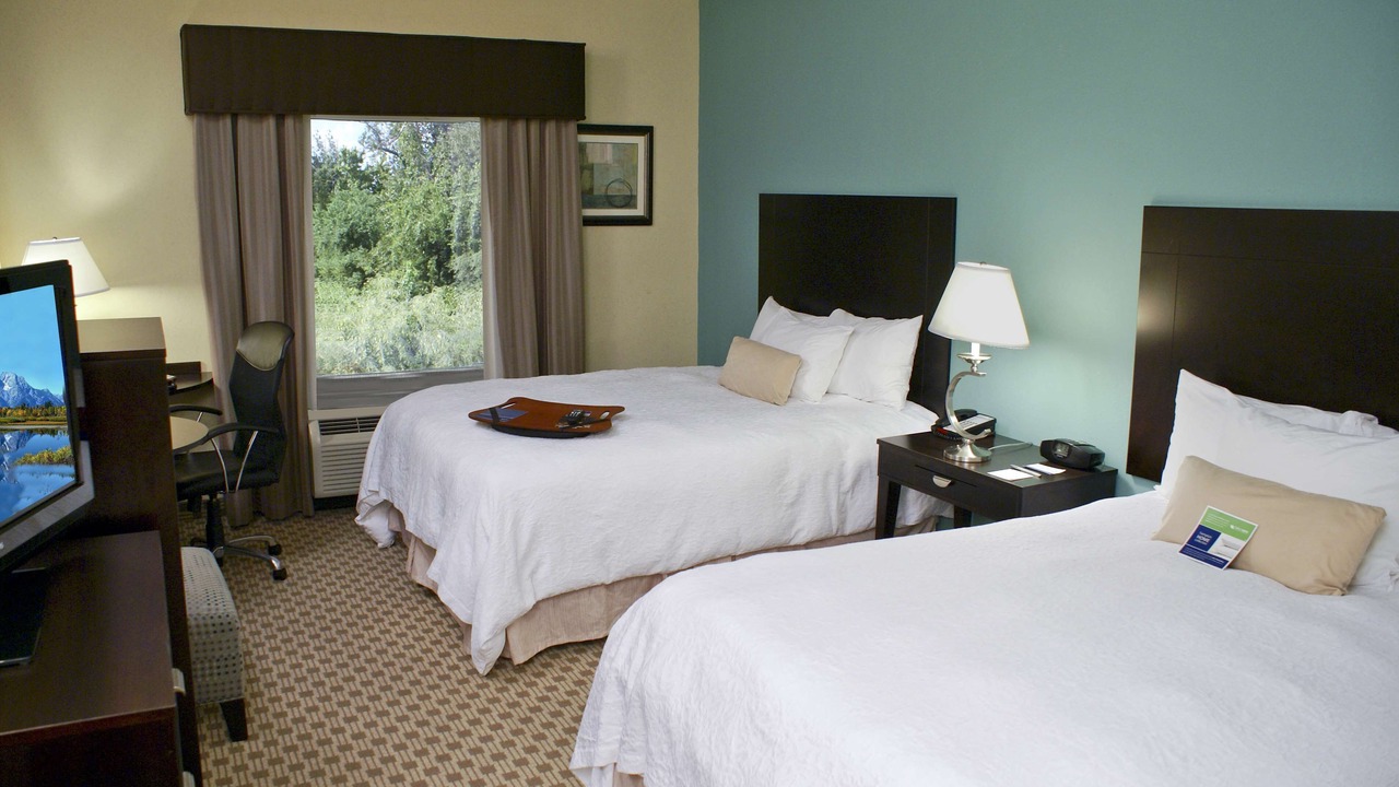Photo of Bedroom in Orange