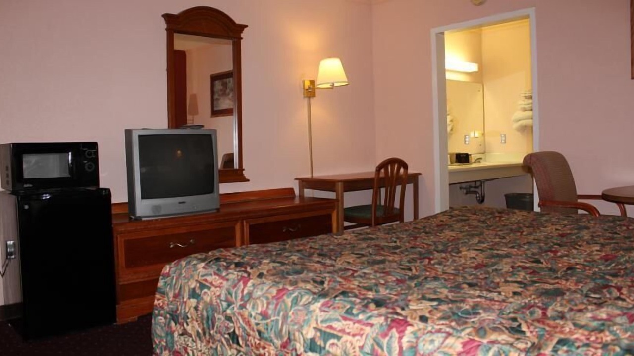 Photo of Bedroom in Greeneville